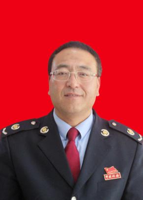 韩东